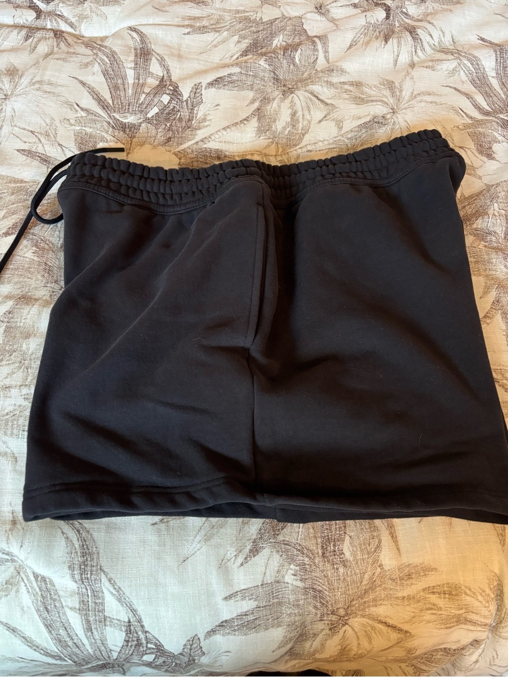Athleta Forever Fleece Mid Rise 4” Shorts